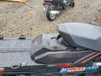 Zdjęcie 6 z 10 samochodu: 2017 SKIDOO RENEGADE X 850 E-TEC VIN:2BPSUWHJ1HV000384 - miniatura