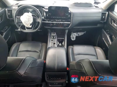 Zdjęcie 8 z 13 samochodu: 2024 NISSAN PATHFINDER SL VIN:5N1DR3CA7RC204525 - miniatura