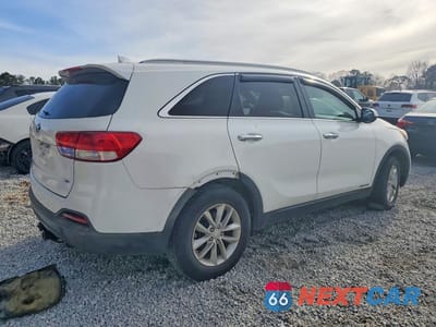 Trzecie zdjęcie samochodu z tyłu: 2016 KIA SORENTO LX VIN:5XYPGDA50GG006882 - miniatura