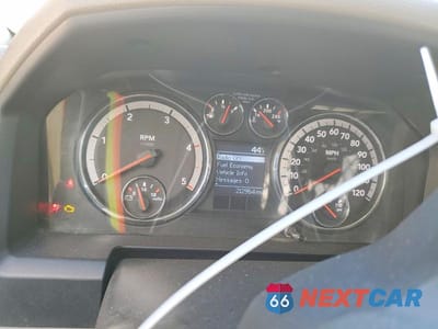 Zdjęcie 9 z 12 samochodu: 2010 DODGE RAM 3500 FLATBED TRUCK VIN:3D73Y4CL2AG162511 - miniatura