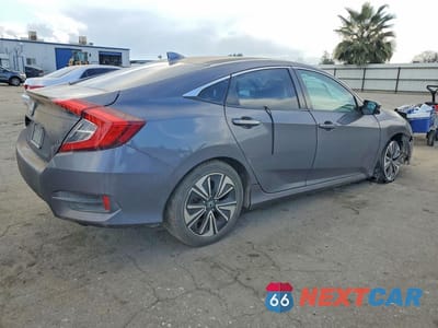 Trzecie zdjęcie samochodu z tyłu: 2017 HONDA CIVIC EX VIN:2HGFC1F36HH638366 - miniatura