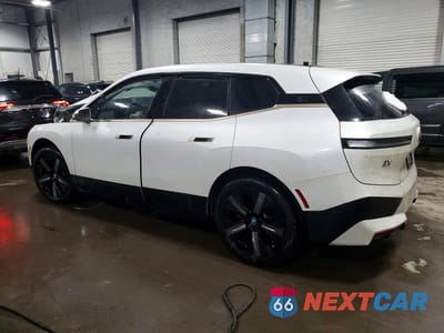 Drugie zdjęcie samochodu z przodu: 2024 BMW IX XDRIVE50 VIN:WB523CF03RCN49949 - miniatura