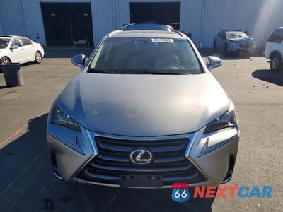Piąte zdjęcie samochodu w środku: 2015 LEXUS NX 200T BASE VIN:JTJBARBZ5F2013407 - miniatura