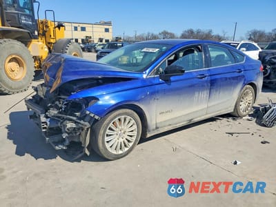 2015 FORD FUSION S HYBRID 3FA6P0UU2FR132663 - główne zdjęcie licytacji z USA - miniatura