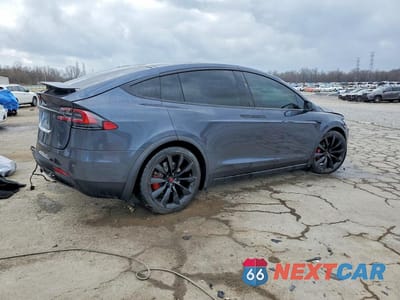 Trzecie zdjęcie samochodu z tyłu: 2020 TESLA MODEL X VIN:5YJXCDE20LF231834 - miniatura