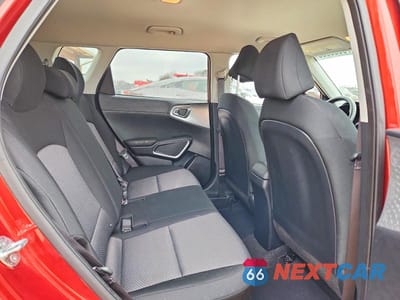 Zdjęcie 11 z 13 samochodu: 2024 KIA SOUL LX VIN:KNDJ23AU2R7915471 - miniatura