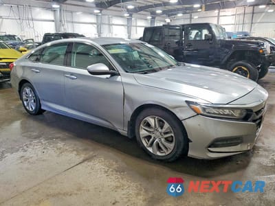 Czwarte zdjęcie samochodu z boku: 2019 HONDA ACCORD VIN:1HGCV1F18KA170433 - miniatura