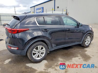 Trzecie zdjęcie samochodu z tyłu: 2017 KIA SPORTAGE LX VIN:KNDPM3AC9H7119097 - miniatura
