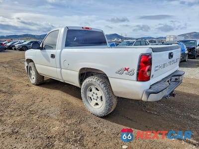 Drugie zdjęcie samochodu z przodu: 2005 CHEVROLET SILVERADO K1500 VIN:1GCEK14T15Z299365 - miniatura