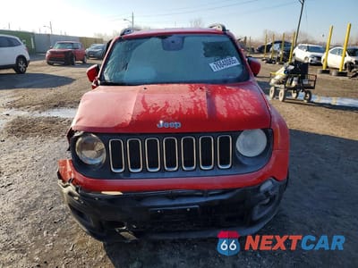 Piąte zdjęcie samochodu w środku: 2015 JEEP RENEGADE LATITUDE VIN:ZACCJABH0FPB61960 - miniatura