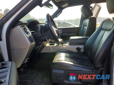 Zdjęcie 7 z 12 samochodu: 2015 FORD EXPEDITION XLT VIN:1FMJU1HT0FEF47886 - miniatura