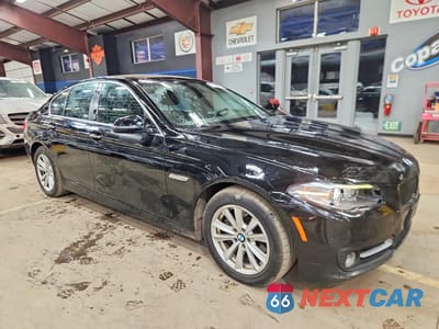 Czwarte zdjęcie samochodu z boku: 2015 BMW 528 XI VIN:WBA5A7C57FD628039 - miniatura