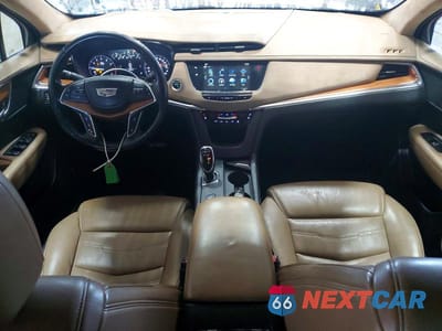 Zdjęcie 8 z 13 samochodu: 2018 CADILLAC XT5 PLATINUM VIN:1GYKNGRS1JZ193967 - miniatura