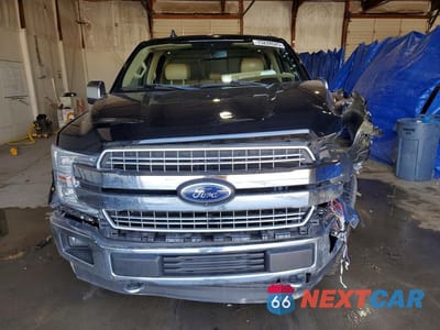 Piąte zdjęcie samochodu w środku: 2020 FORD F150 SUPERCREW VIN:1FTEW1E50LFB44406 - miniatura