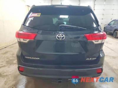 Zdjęcie 6 z 13 samochodu: 2017 TOYOTA HIGHLANDER XLE VIN:5TDJZRFHXHS430803 - miniatura