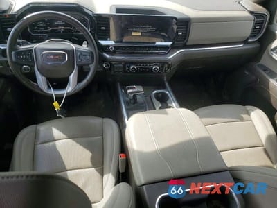 Zdjęcie 8 z 11 samochodu: 2024 GMC SIERRA K1500 SLT VIN:3GTUUDE80RG353164 - miniatura
