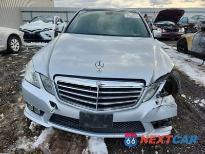 Piąte zdjęcie samochodu w środku: 2010 MERCEDES-BENZ E 350 4MATIC VIN:WDDHF8HB2AA231828 - miniatura