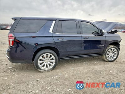 Trzecie zdjęcie samochodu z tyłu: 2021 CHEVROLET TAHOE K1500 PREMIER VIN:1GNSKSKTXMR348581 - miniatura