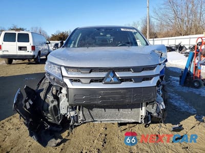 Piąte zdjęcie samochodu w środku: 2024 MITSUBISHI OUTLANDER SPORT S/SE VIN:JA4ARUAU7RU006770 - miniatura