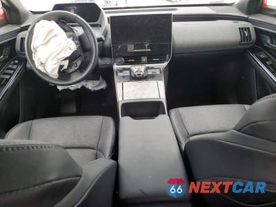 Zdjęcie 8 z 12 samochodu: 2023 SUBARU SOLTERRA PREMIUM VIN:JTMABABA3PA024730 - miniatura