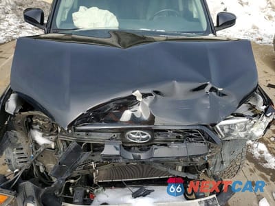 Zdjęcie 12 z 13 samochodu: 2019 TOYOTA 4RUNNER VIN:JTEBU5JR0K5645711 - miniatura