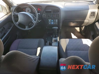 Zdjęcie 8 z 13 samochodu: 1999 NISSAN PATHFINDER XE VIN:JN8AR05S2XW297448 - miniatura