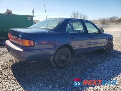 Trzecie zdjęcie samochodu z tyłu: 1994 TOYOTA CAMRY LE VIN:4T1SK12E7RU348154 - miniatura