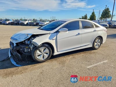 2013 HYUNDAI SONATA HYBRID KMHEC4A41DA094018 - główne zdjęcie licytacji z USA - miniatura