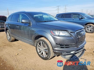 Czwarte zdjęcie samochodu z boku: 2015 AUDI Q7 PREMIUM PLUS VIN:WA1LGAFE4FD011368 - miniatura