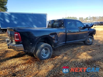 Trzecie zdjęcie samochodu z tyłu: 2019 RAM 3500 BIG HORN VIN:3C63RRHL5KG715870 - miniatura