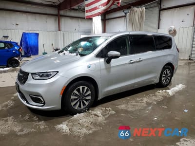 2023 CHRYSLER PACIFICA HYBRID TOURING L 2C4RC1L77PR527403 - główne zdjęcie licytacji z USA - miniatura