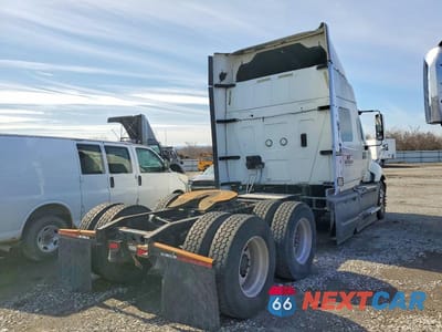 Czwarte zdjęcie samochodu z boku: 2014 INTERNATIONAL PROSTAR VIN:3HSDJSJR2EN466302 - miniatura