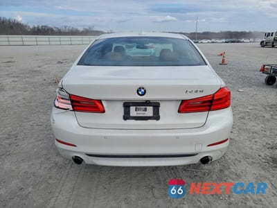 Zdjęcie 6 z 12 samochodu: 2018 BMW 530 I VIN:WBAJA5C5XJWA38114 - miniatura