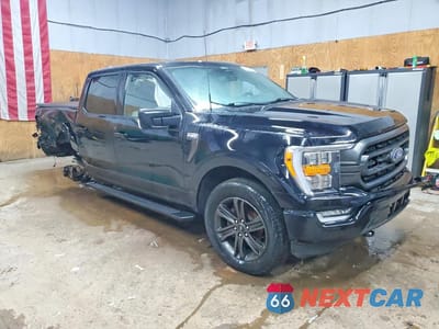 Czwarte zdjęcie samochodu z boku: 2022 FORD F150 SUPERCREW VIN:1FTEW1EP9NFC09323 - miniatura