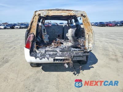 Zdjęcie 6 z 11 samochodu: 2017 CHEVROLET SUBURBAN K1500 VIN:1GNSKKEC6HR297789 - miniatura