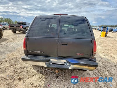 Zdjęcie 6 z 13 samochodu: 1995 GMC YUKON VIN:1GKEK13KXSJ759839 - miniatura