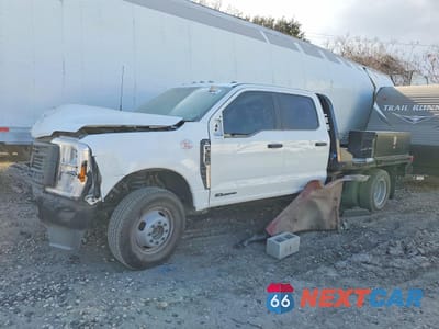 2025 FORD F350 SUPER DUTY FLATBED TRUCK 1FD8W3HT0SED67175 - główne zdjęcie licytacji z USA - miniatura