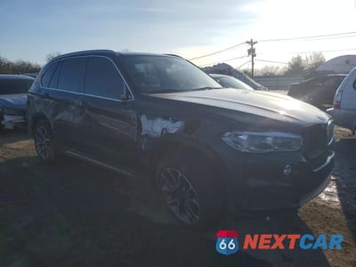 Czwarte zdjęcie samochodu z boku: 2018 BMW X5 XDR40E VIN:5UXKT0C55J0W00018 - miniatura