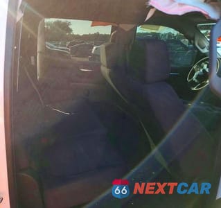 Zdjęcie 10 z 11 samochodu: 2019 CHEVROLET SILVERADO C1500 CUSTOM VIN:3GCPWBEH8KG151139 - miniatura