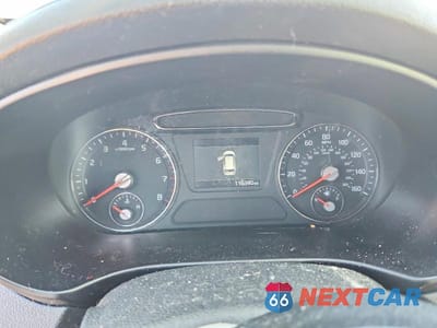 Zdjęcie 9 z 12 samochodu: 2019 KIA SORENTO L VIN:5XYPG4A31KG550749 - miniatura