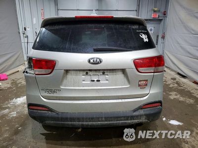 Zdjęcie 6 z 12 samochodu: 2016 KIA SORENTO LX VIN:5XYPGDA33GG028311 - miniatura