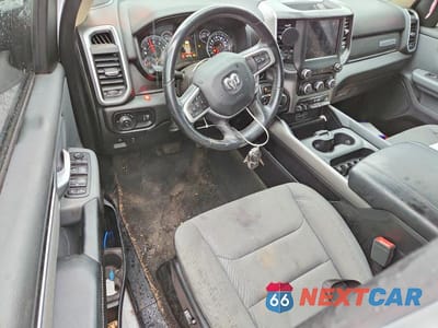 Zdjęcie 8 z 11 samochodu: 2020 RAM 1500 VIN:1C6RRFBGXLN298162 - miniatura