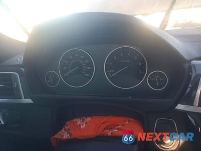 Zdjęcie 9 z 13 samochodu: 2018 BMW 330E VIN:WBA8E1C58JA756766 - miniatura