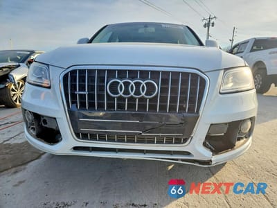 Piąte zdjęcie samochodu w środku: 2016 AUDI Q5 PREMIUM PLUS VIN:WA1L2AFPXGA118105 - miniatura