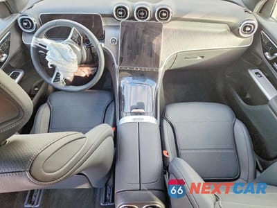 Zdjęcie 8 z 13 samochodu: 2026 MERCEDES-BENZ GLC 300 VIN:W1NKM4GBXTU105422 - miniatura