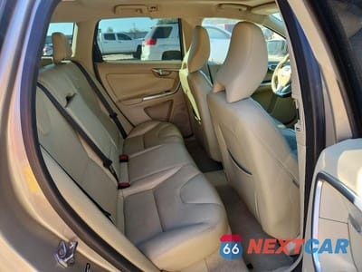 Zdjęcie 11 z 13 samochodu: 2015 VOLVO XC60 T5 PREMIER VIN:YV440MDK2F2717353 - miniatura