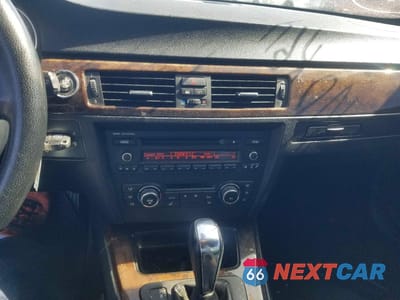 Zdjęcie 9 z 10 samochodu: 2010 BMW 335 I VIN:WBAWB7C58AP048601 - miniatura