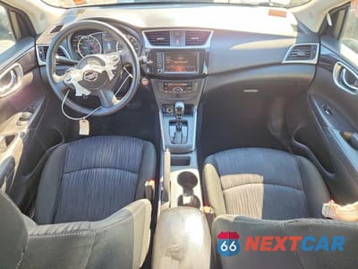 Zdjęcie 8 z 12 samochodu: 2019 NISSAN SENTRA SV VIN:3N1AB7AP7KL626222 - miniatura
