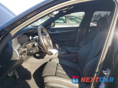 Zdjęcie 7 z 12 samochodu: 2022 BMW 530 I VIN:WBA53BH02NCJ90240 - miniatura