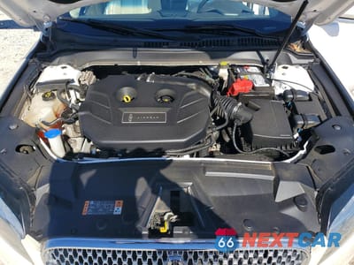 Zdjęcie 11 z 14 samochodu: 2019 LINCOLN MKZ VIN:3LN6L5A9XKR604410 - miniatura